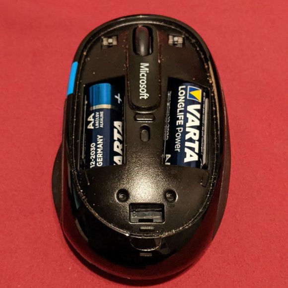 Microsoft Sculpt Comfort Wireless Bluetooth Optical Mouse*** - Picture 5 of 5